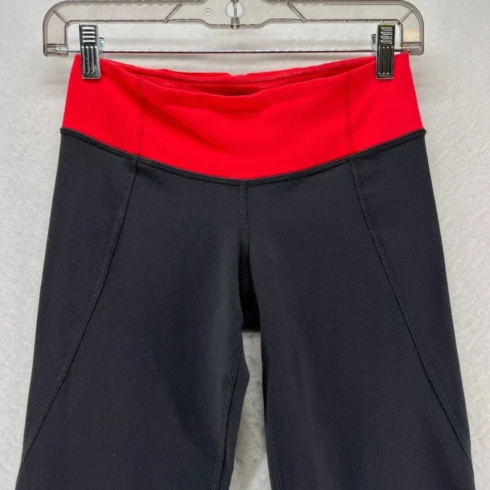 Lululemon Pants Womens Size 4 Gather & Crow Crop Athletic Workout Yoga Black Red - Picture 3 of 11